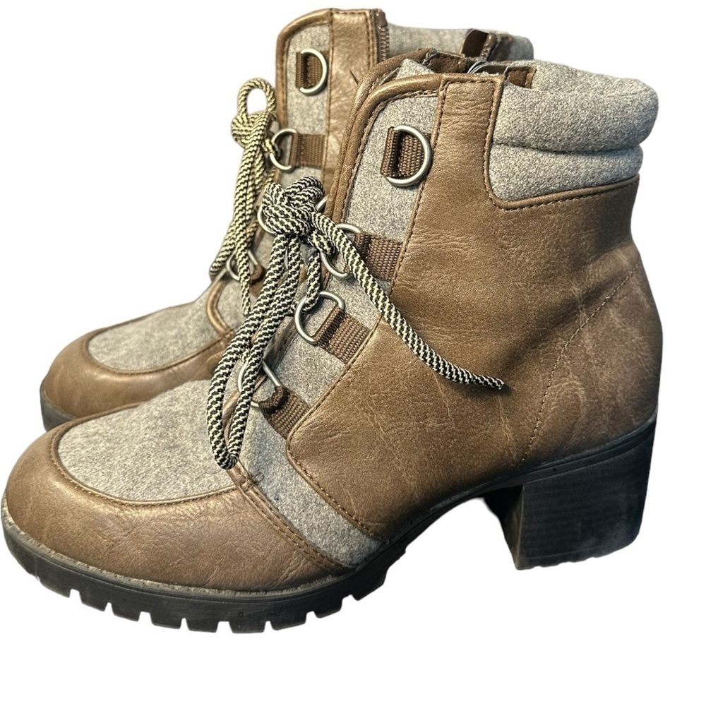 Scoop Women’s Brown and Gray Low Heel Boots Size 9